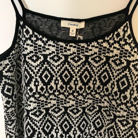 New Freeway 90s Vibe Fringe Boxy Oversize Camisole Top Black White Tribal Aztec - Picture 4 of 8